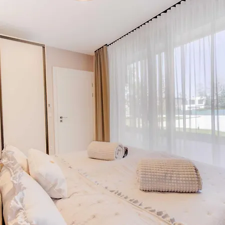 Daire By The Lakeside *