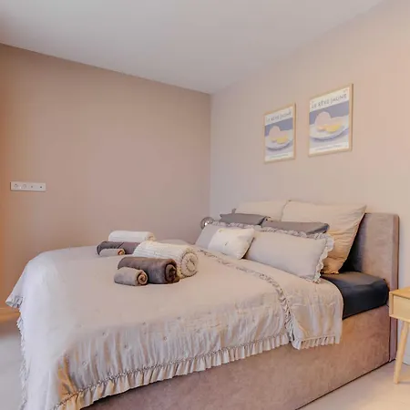 Daire By The Lakeside Balatonlelle