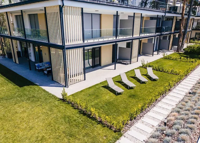 Apartament By The Lakeside *