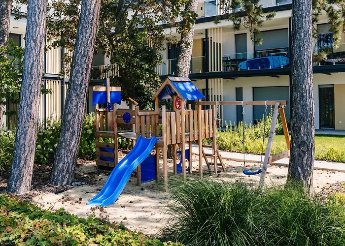 Apartament By The Lakeside