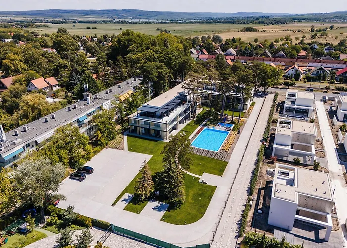 Apartament By The Lakeside *